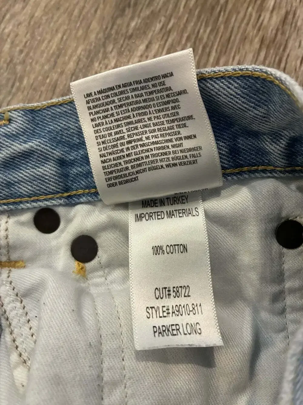 Agolde Parker Long Short in Swapmeet Size 24